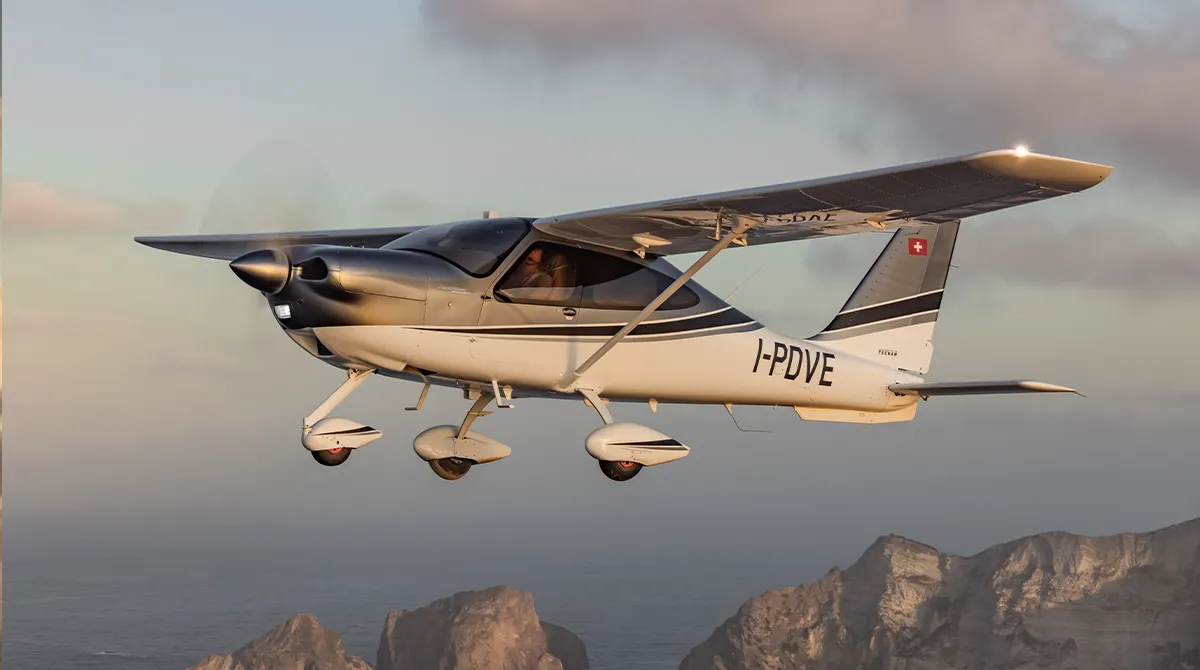 Tecnam P2010 four-seat aircraft - view 2