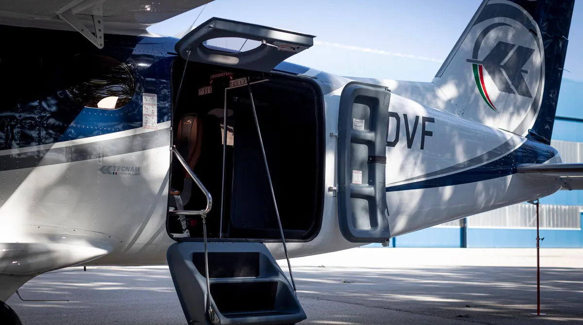 Tecnam P2012 Traveller commuter aircraft - view 8